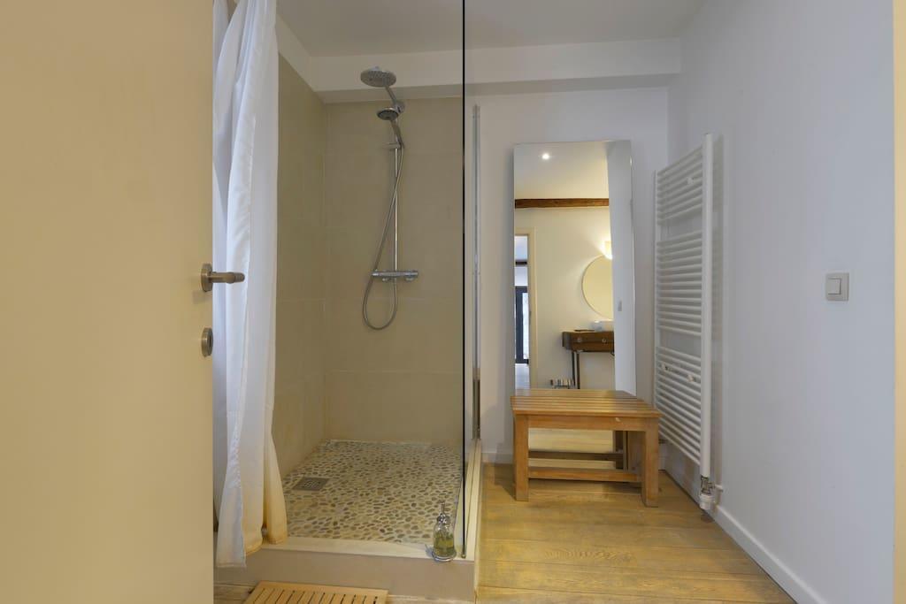 B&B L'Arbre De Vie Ixelles Exterior photo